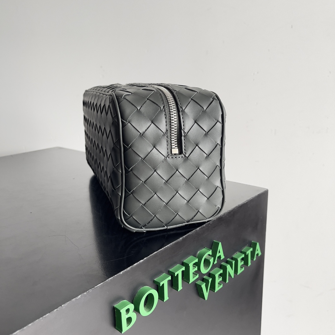 Bottega Veneta Cosmetic Bags